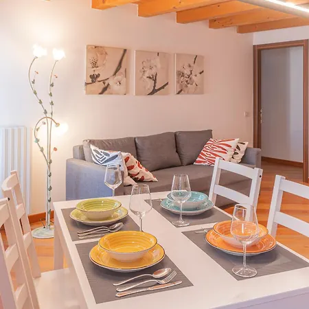Apartment La Casa Di Aleida